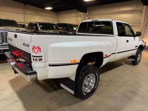 Used 1997 Dodge Ram 3500 Truck 4x4 Club Cab image 13