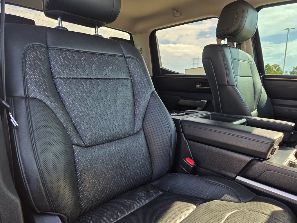 Used 2022 Toyota Tundra SR5 w/ SR5 Premium Package RWD image 28