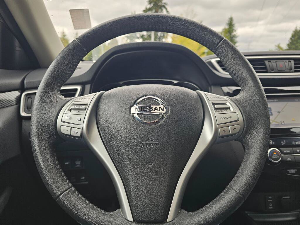 Used 2016 Nissan Rogue SL w/ SL Premium Package AWD/4WD image 27