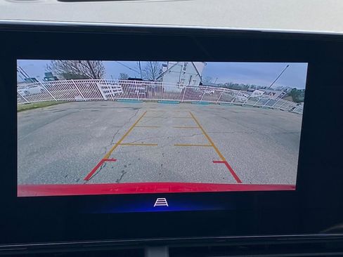 New 2026 Chevrolet Trax LT w/ Sunroof Package image 13