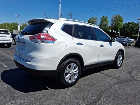 Used 2016 Nissan Rogue SV FWD image 8
