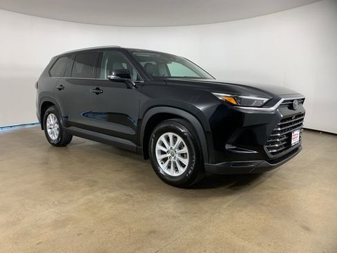 Used 2024 Toyota Grand Highlander AWD Hybrid image 5