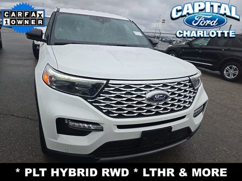 Used 2023 Ford Explorer Platinum w/ Class IV Trailer Tow Package RWD image 2