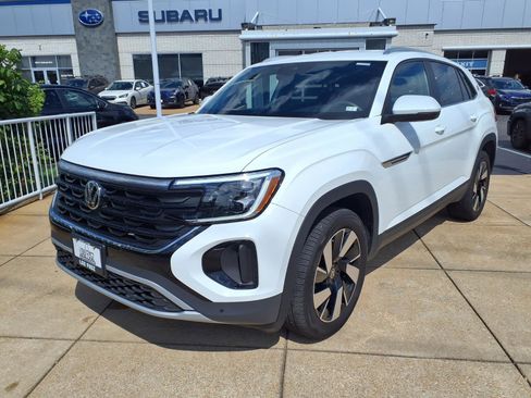 Used 2024 Volkswagen Atlas Cross Sport SE AWD/4WD image 27