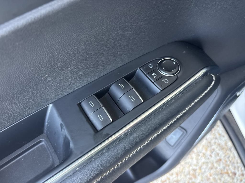 Certified 2024 GMC Acadia Denali w/ LPO, Floor Liner Package AWD/4WD image 23
