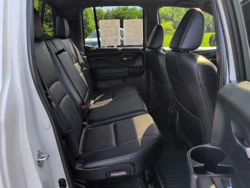 Used 2023 Honda Ridgeline Black Edition image 44