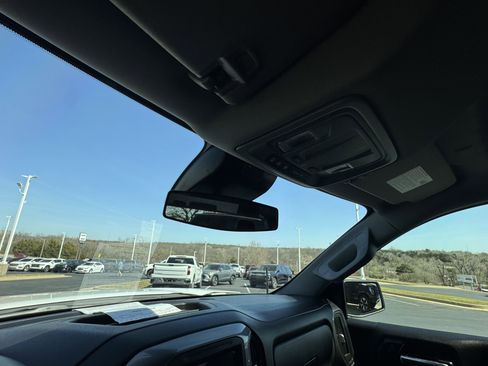 Used 2024 GMC Sierra 1500 Pro w/ Graphite Edition image 20