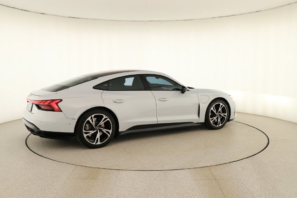 Used 2022 Audi e-tron GT Prestige AWD/4WD image 7