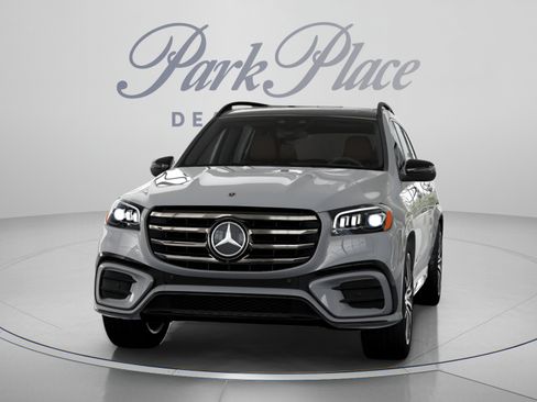 Used 2026 Mercedes-Benz GLS 450 4MATIC image 37