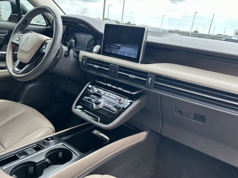 Used 2022 Lincoln Aviator Reserve w/ Equipment Group 201A RWD image 15