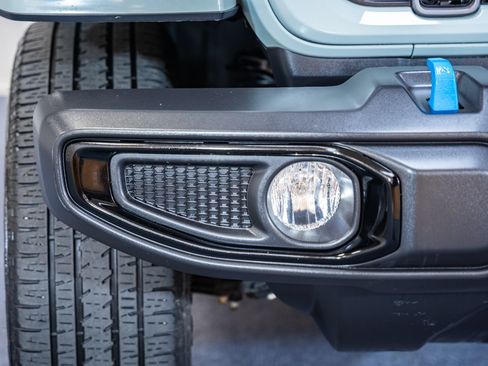 Used 2024 Jeep Wrangler Unlimited AWD/4WD image 14