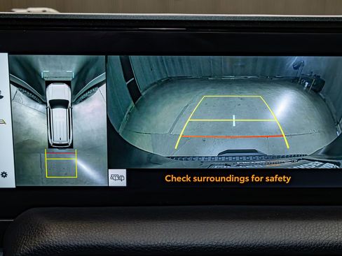 Used 2025 Toyota Land Cruiser image 22