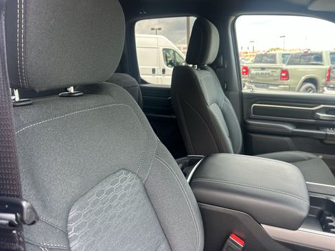 Used 2025 RAM 1500 Big Horn AWD/4WD image 13