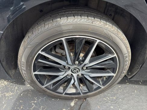 Used 2024 Toyota Camry SE FWD image 19