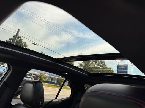 Used 2023 Chevrolet Equinox RS image 7