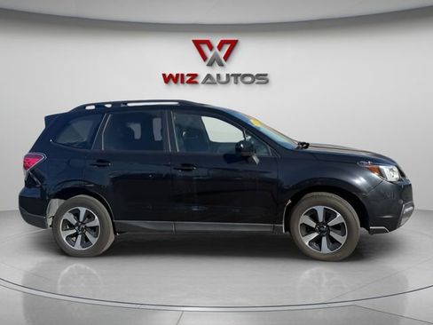 Used 2018 Subaru Forester 2.5i Premium w/ All-Weather Package image 4