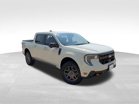 Used 2025 Ford Maverick Tremor AWD/4WD image 8