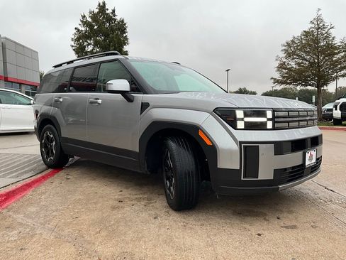 Used 2025 Hyundai Santa Fe SEL image 5