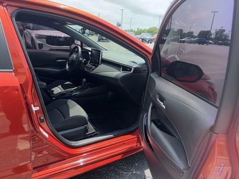 Used 2019 Toyota Corolla SE FWD image 21