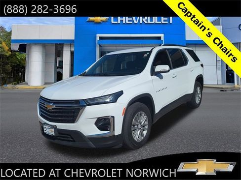 Certified 2022 Chevrolet Traverse LT image 1