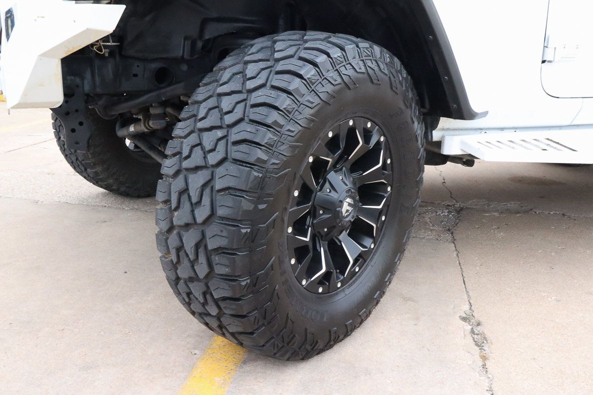 Used 2021 Jeep Wrangler Unlimited Sahara AWD/4WD image 22