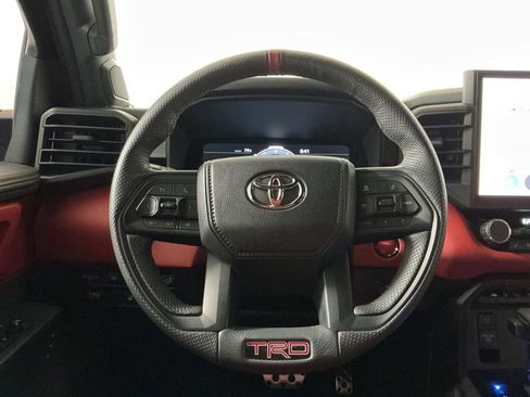 Used 2025 Toyota Sequoia TRD Pro AWD/4WD image 15