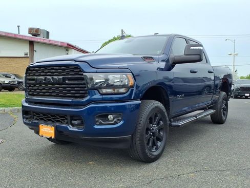 Certified 2024 RAM 2500 Big Horn w/ Night Edition AWD/4WD image 3