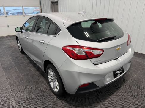Used 2019 Chevrolet Cruze LT image 8