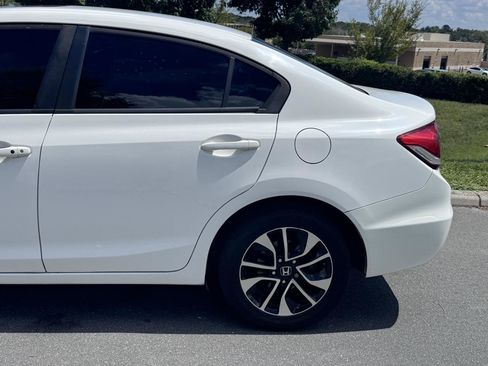 Used 2015 Honda Civic EX image 9