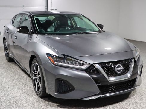 Used 2023 Nissan Maxima SV w/ Floor Mat Group image 5