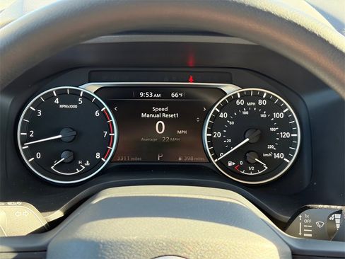 Certified 2025 Nissan Rogue S image 14