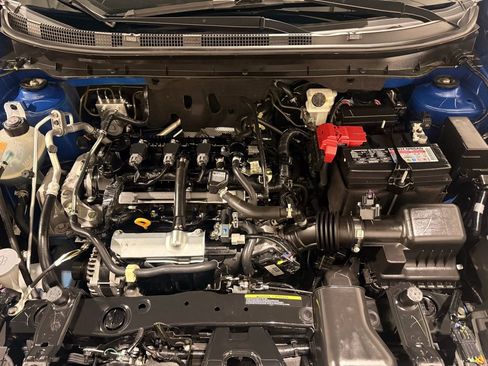 Used 2024 Nissan Kicks SR w/ SR Premium Package FWD image 11