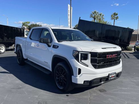 New 2026 GMC Sierra 1500 Elevation w/ Max Trailering Package image 3