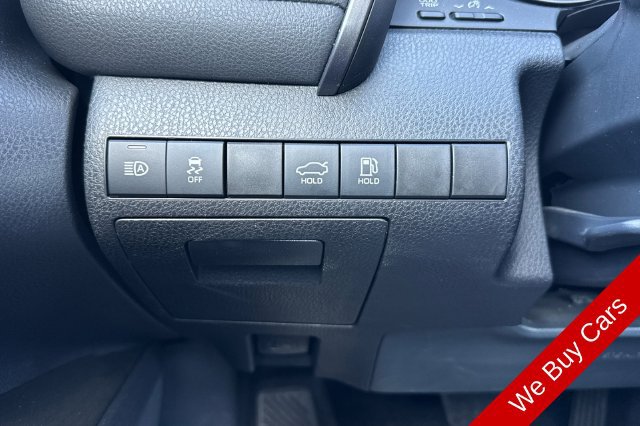 Used 2023 Toyota Camry XSE FWD image 32