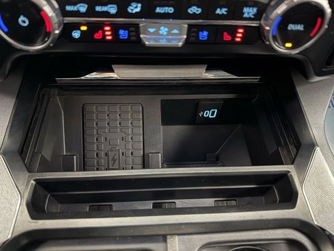 Used 2023 Ford F350 Lariat w/ Sport Appearance Package image 21