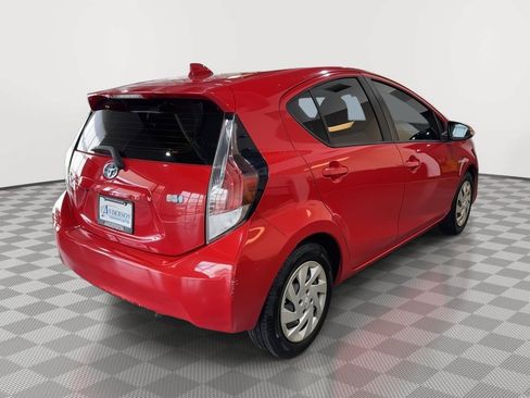 Used 2015 Toyota Prius C Three FWD image 7