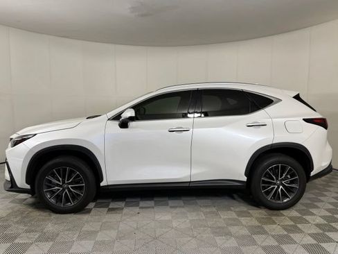 Used 2024 Lexus NX 350 AWD image 3