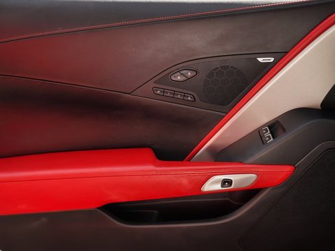 Used 2016 Chevrolet Corvette Z06 w/ 3LZ Preferred Equipment Group image 30