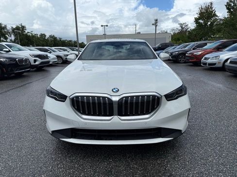 Used 2026 BMW 530i xDrive image 2