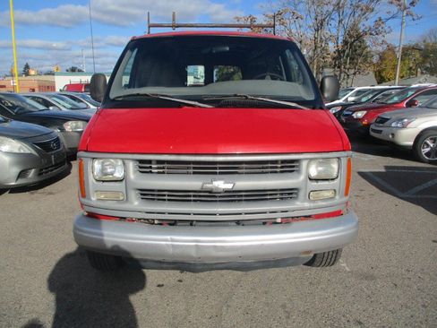Used 1997 Chevrolet Express 3500 w/ Preferred Equipment Group 2 image 3
