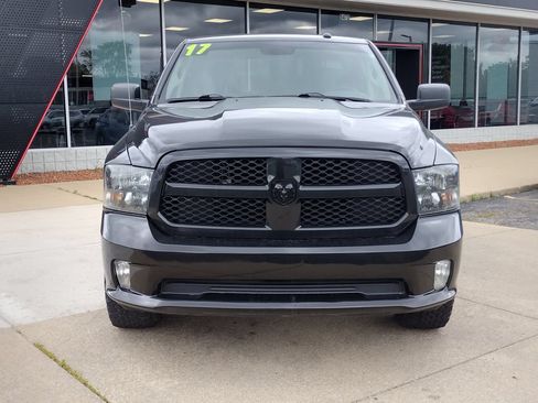 Used 2017 RAM 1500 Express w/ Black Ram 1500 Express Group AWD/4WD image 13