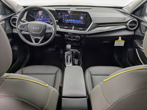 New 2026 Chevrolet Trax ACTIV w/ Driver Confidence Package FWD image 16