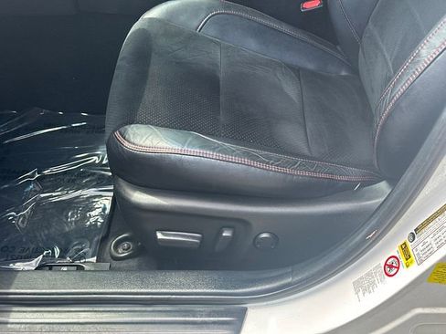 Used 2016 Toyota Camry XSE FWD image 11
