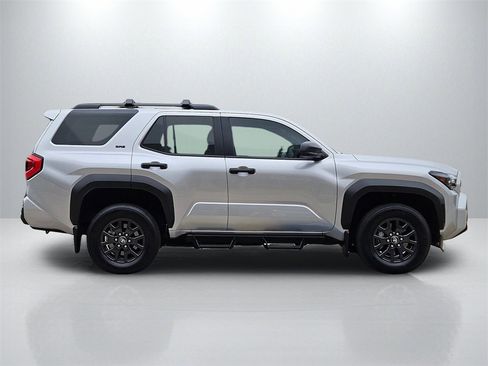 Used 2025 Toyota 4Runner SR5 image 4