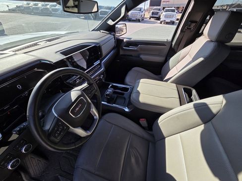 Used 2024 GMC Sierra 1500 SLT w/ SLT Premium Plus Package image 9