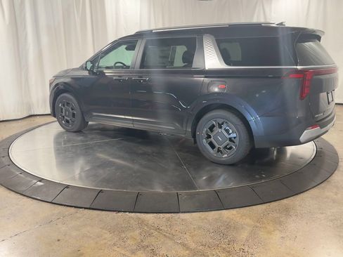 New 2026 Kia Carnival EX image 6