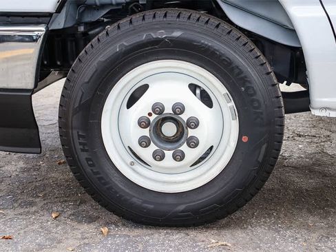 New 2025 Ford E-350 and Econoline 350 Super Duty w/ Power Equipment Group image 15