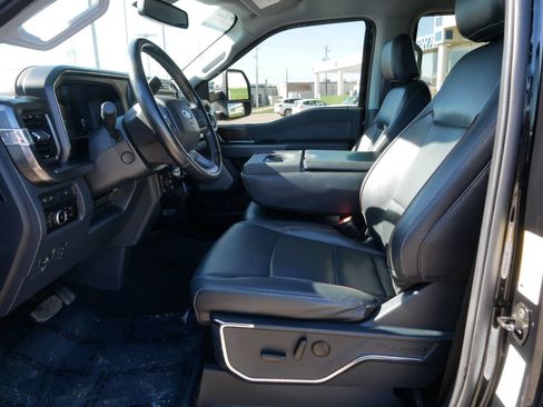 Certified 2023 Ford F250 Lariat w/ Chrome Package AWD/4WD image 16