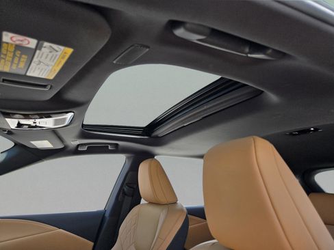 Used 2025 Lexus RX 350 Premium w/ Accessory Package (Z1) FWD image 24