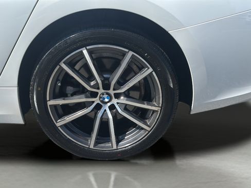 Used 2022 BMW 330i xDrive Sedan w/ Premium Package AWD/4WD image 4